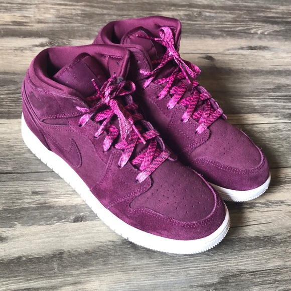 jordan 1 mid bordeaux